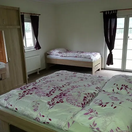 Stary Sedlonov Guest house Trutnov